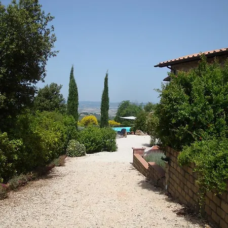 La Gattaiola Country house